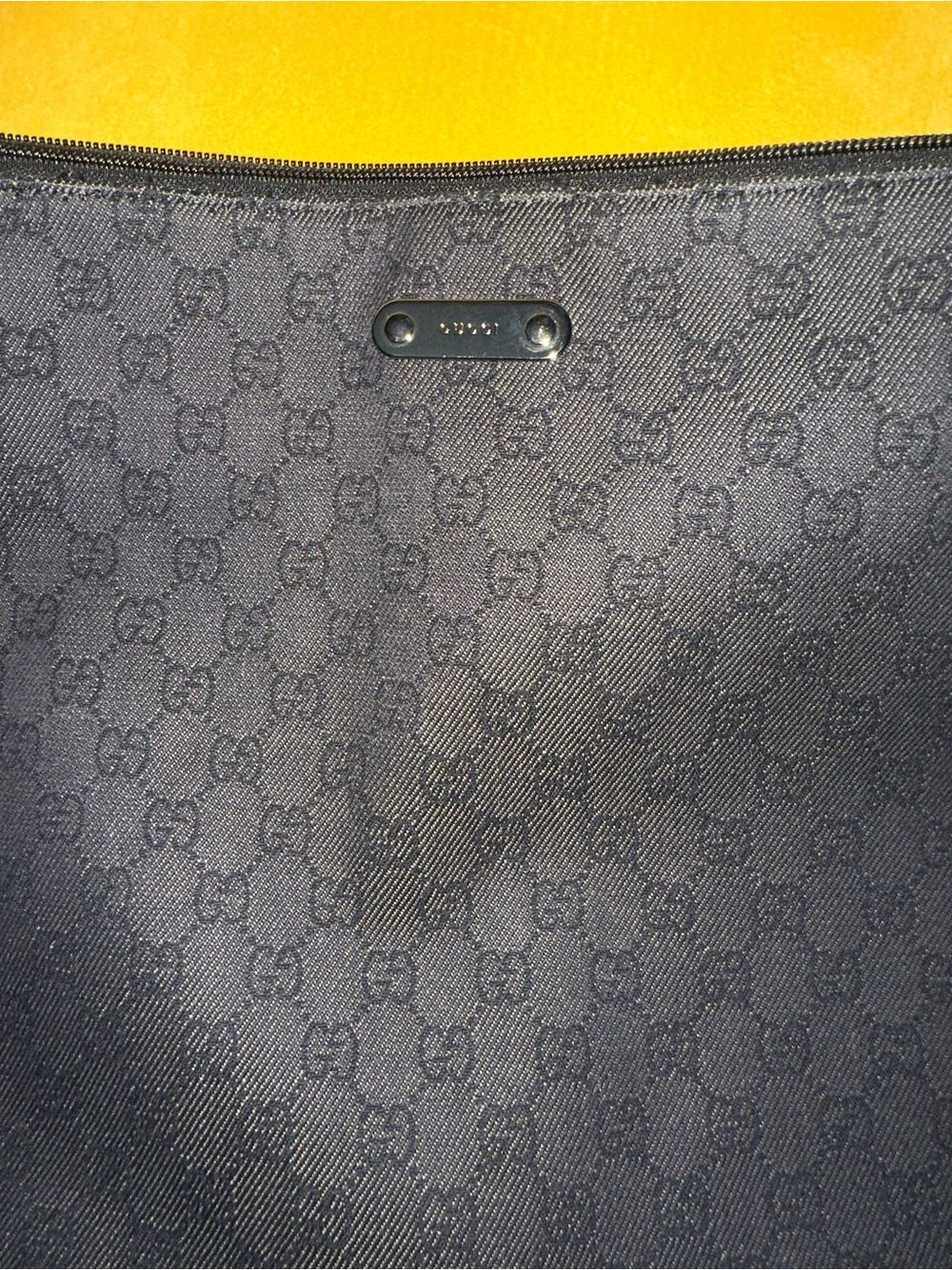 Gucci GG Black Denim Messenger Bag Adjustable Strap Inner Pocket - Authentic - Picture 2 of 6